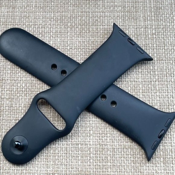 Unbranded Replacement Band Black Sport Strap for iWatch Size 40mm S/M - Picture 1 of 8